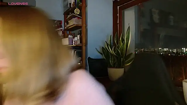 Daisy Lovely online show from March 2026 05:05:01 PM