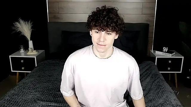 TylerGibson online show from February 2026 03:13:02 AM