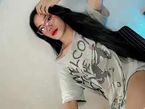 Snapshot of Urhotfucking_veronica1 chatting on February 2026 05:19:01 PM Urhotfucking veronica1 online show from February 2026 05:19:01 PM