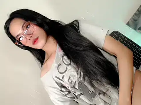 Snapshot of Urhotfucking_veronica1 chatting on February 2026 04:47:01 PM Urhotfucking veronica1 online show from February 2026 04:47:01 PM