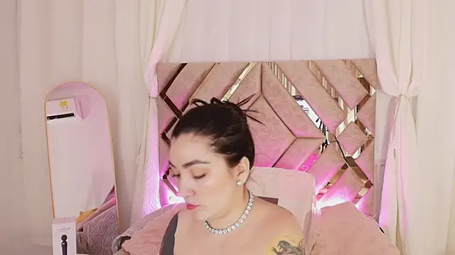 KathiaJenner online show from April 2026 11:27:01 AM