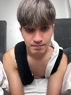 Naim TheKing online show from February 2026 06:22:01 AM