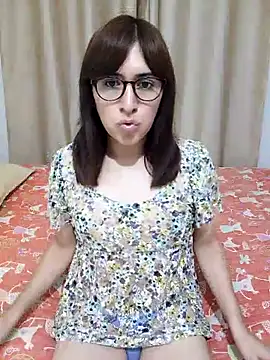 Snapshot of Eide-26 chatting on June 2026 04:03:02 AM Eide-26 online show from June 2026 04:03:02 AM