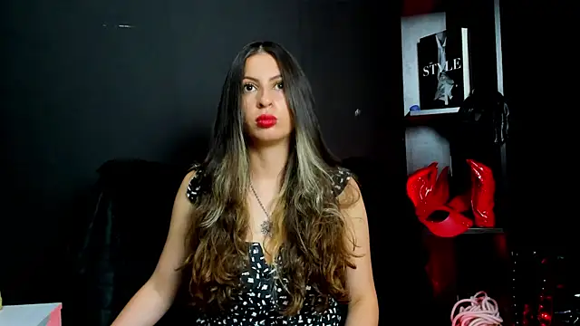 Snapshot of GoddesLeila chatting on July 2026 01:47:01 PM GoddesLeila online show from July 2026 01:47:01 PM
