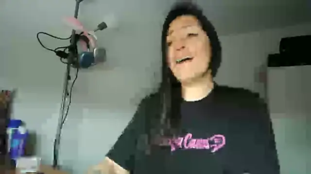 Snapshot of Yulian_Milf chatting on February 2026 10:36:01 AM Yulian Milf online show from February 2026 10:36:01 AM