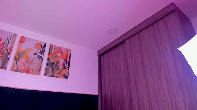 Snapshot of IrinaBlanc chatting on March 2026 01:01:02 AM IrinaBlanc online show from March 2026 01:01:02 AM