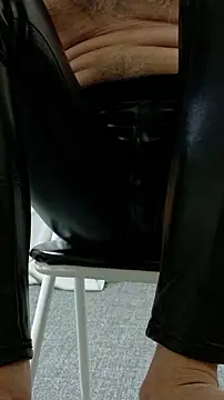 Snapshot of kyuleather chatting on March 2026 07:58:02 AM kyuleather online show from March 2026 07:58:02 AM