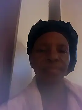 Snapshot of 01Wetlips chatting on June 2026 06:20:01 AM 01Wetlips online show from June 2026 06:20:01 AM