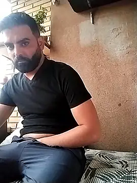 solsit1990 online show from April 2026 06:23:01 PM