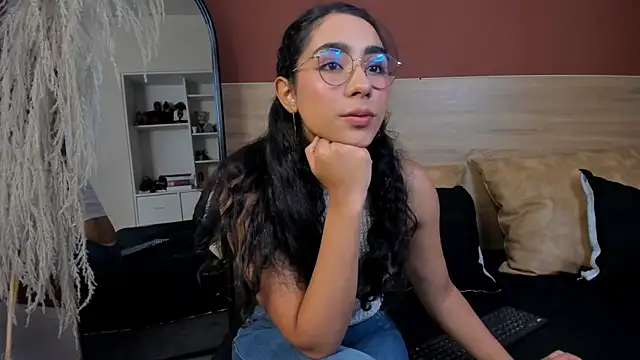 scarlett25   online show from March 2026 08:15:02 PM