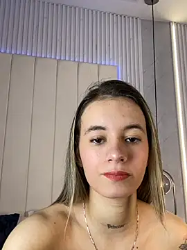 Snapshot of JuliaColemann chatting on February 2026 12:12:01 PM JuliaColemann online show from February 2026 12:12:01 PM