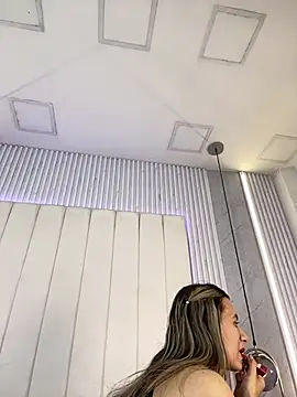 Snapshot of JuliaColemann chatting on February 2026 12:12:01 PM JuliaColemann online show from February 2026 12:12:01 PM