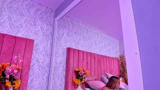 chiarabonds online show from February 2026 05:05:02 PM