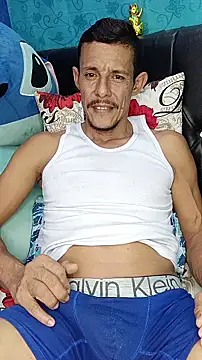 juanmaur22 online show from March 2026 04:31:01 PM