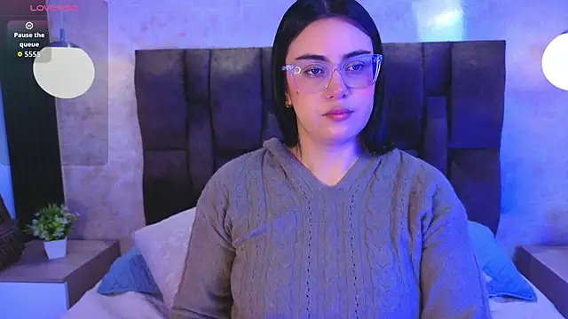 Snapshot of vicky_grey chatting on June 2026 12:40:02 PM vicky grey online show from June 2026 12:40:02 PM