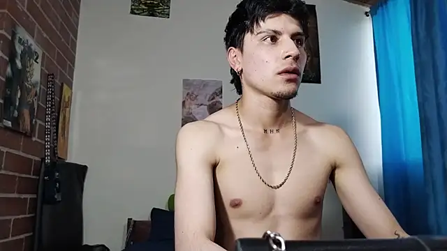 Snapshot of PaulDamico chatting on May 2026 09:54:02 PM PaulDamico online show from May 2026 09:54:02 PM