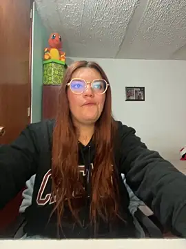 Vixroy7 online show from April 2026 11:21:02 PM