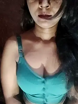 Ayesha Khan1 online show from April 2026 10:29:02 PM