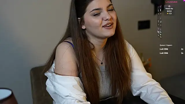 EvaNyx online show from February 2026 07:40:01 PM