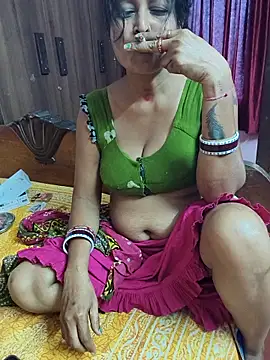 Snapshot of Little-Roshni chatting on June 2026 12:22:01 PM Little-Roshni online show from June 2026 12:22:01 PM