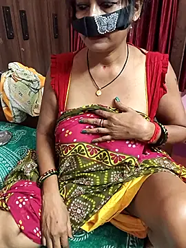 Snapshot of Little-Roshni chatting on July 2026 07:39:01 PM Little-Roshni online show from July 2026 07:39:01 PM