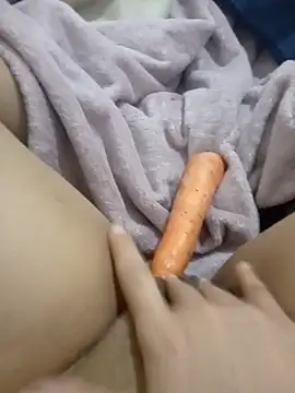 Snapshot of hanina127 chatting on March 2026 02:57:02 AM hanina127 online show from March 2026 02:57:02 AM