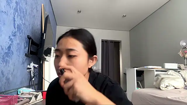 Snapshot of SweetMiaXO chatting on February 2026 04:06:01 AM SweetMiaXO online show from February 2026 04:06:01 AM