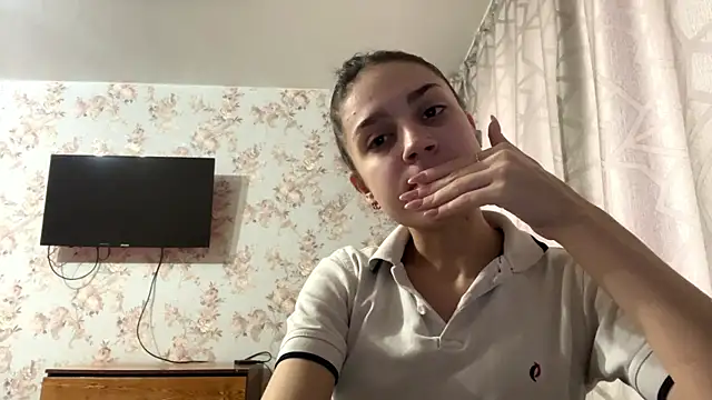 Snapshot of PagedLard chatting on February 2026 07:05:01 AM PagedLard online show from February 2026 07:05:01 AM