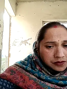 Snapshot of Cute-karisma1234 chatting on February 2026 03:04:01 AM Cute-karisma1234 online show from February 2026 03:04:01 AM