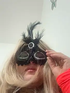 Snapshot of Azra-azrat0 chatting on March 2026 04:24:02 PM Azra-azrat0 online show from March 2026 04:24:02 PM