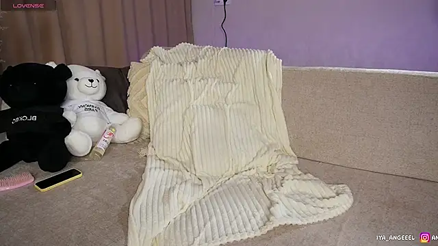 Snapshot of Anya_angel chatting on February 2026 06:11:01 PM Anya angel online show from February 2026 06:11:01 PM