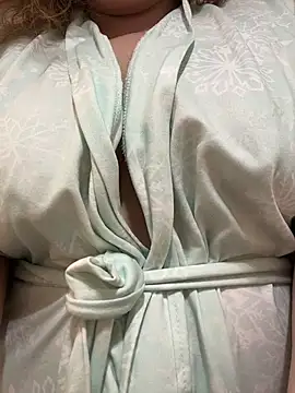 Snapshot of naughtynursejo chatting on February 2026 04:10:02 PM naughtynursejo online show from February 2026 04:10:02 PM