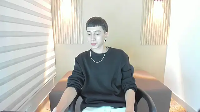 lian cameron online show from February 2026 03:44:02 AM