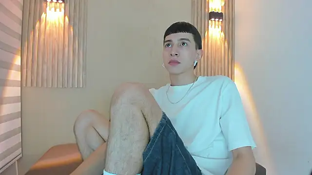 lian cameron online show from February 2026 03:46:01 AM