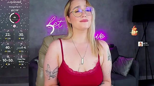 Snapshot of Viickie_Nelsson chatting on August 2026 09:23:01 AM Viickie Nelsson online show from August 2026 09:23:01 AM