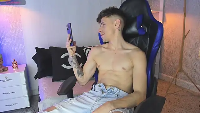 Jasper  jones online show from February 2026 02:04:02 PM