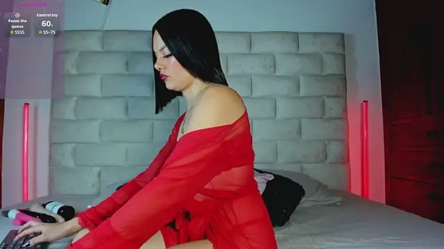 HollyGrey  online show from April 2026 11:41:01 AM