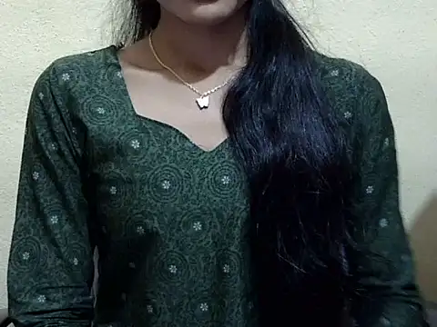 Snapshot of Khushi_v chatting on February 2026 03:08:01 PM Khushi v online show from February 2026 03:08:01 PM