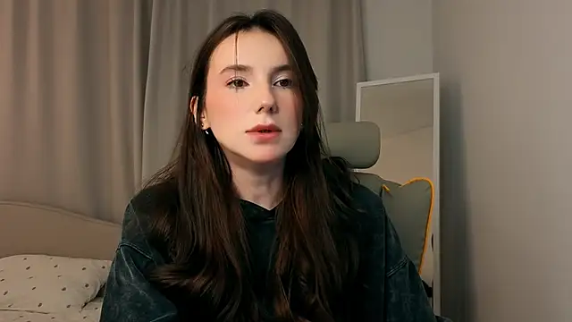 ssandralovin online show from April 2026 08:25:02 PM