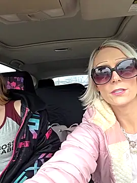 BeautifulFire23 online show from March 2026 07:08:02 PM