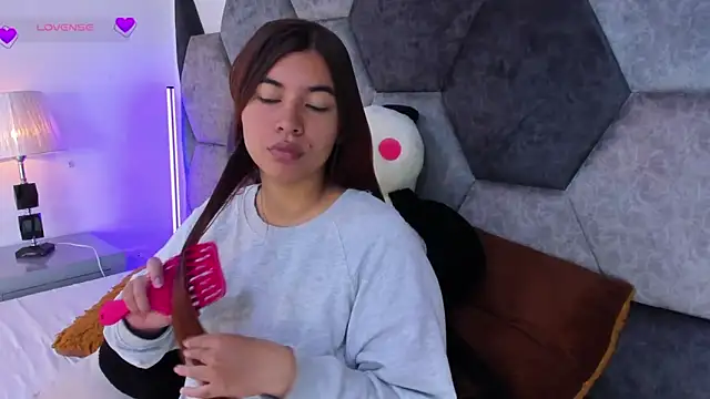 DulceJones online show from March 2026 08:33:01 PM