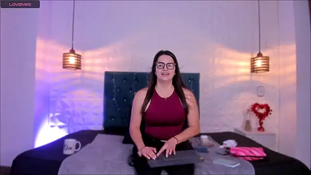 Snapshot of samantha_foxyy chatting on February 2026 12:08:01 PM samantha foxyy online show from February 2026 12:08:01 PM