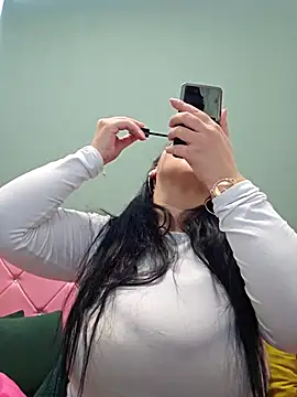 Snapshot of VickyVice chatting on February 2026 06:00:02 PM VickyVice online show from February 2026 06:00:02 PM