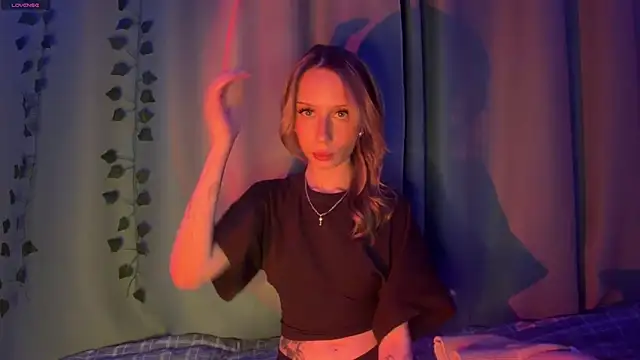 DellaCampbell online show from April 2026 04:56:01 PM