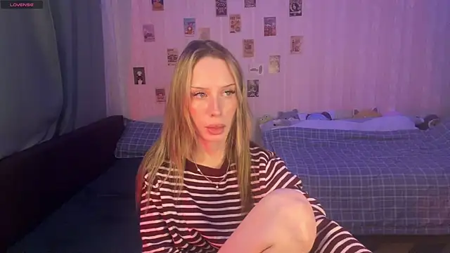 DellaCampbell online show from April 2026 04:11:01 PM