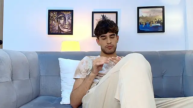 PRETTY COCK1 online show from March 2026 02:04:01 AM