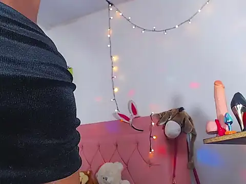 violetaconny online show from March 2026 06:25:01 AM