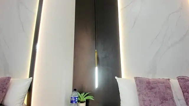 valeryn  rosse online show from February 2026 01:20:02 AM