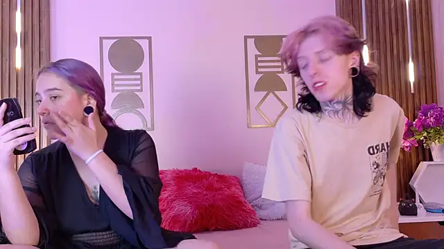 Snapshot of Hanna-Winchester chatting on March 2026 08:59:02 PM Hanna-Winchester online show from March 2026 08:59:02 PM