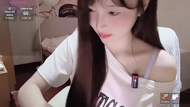 Snapshot of Xiaoyun_6666 chatting on May 2026 04:01:01 PM Xiaoyun 6666 online show from May 2026 04:01:01 PM
